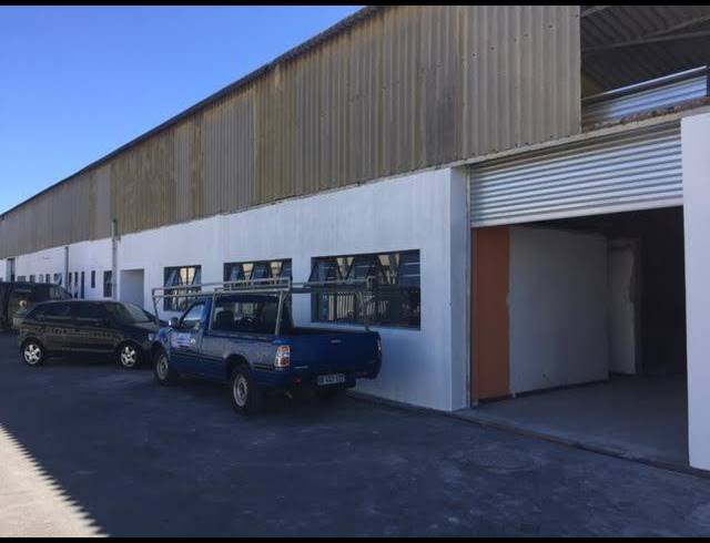1,000M² FACTORY TO LET IN EPPING INDUSTRIAL